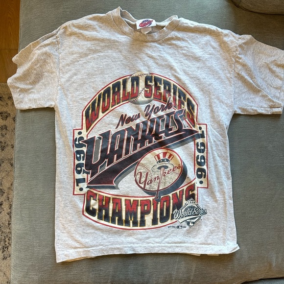 Vintage Yankee Shirt - Picture 3 of 4